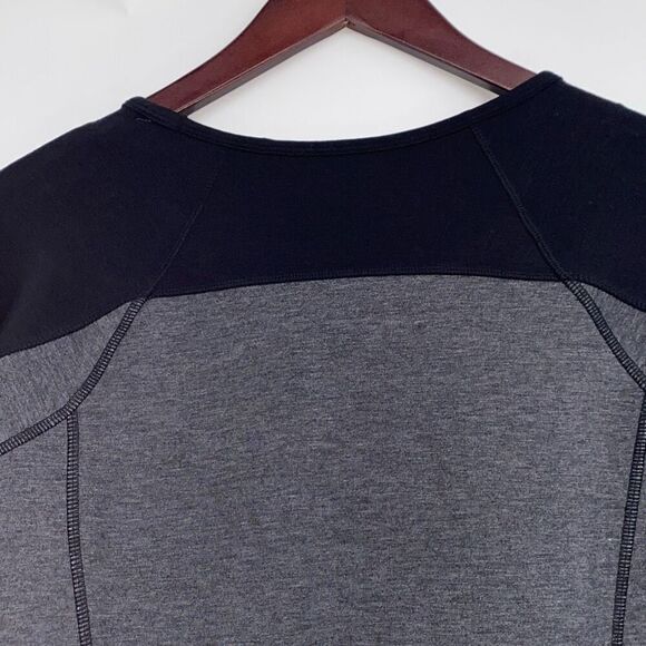 Athleta Dress Size XS‎ Gray Black Color-block OMEGA Long Sleeve Bodycon Knit - Picture 10 of 14